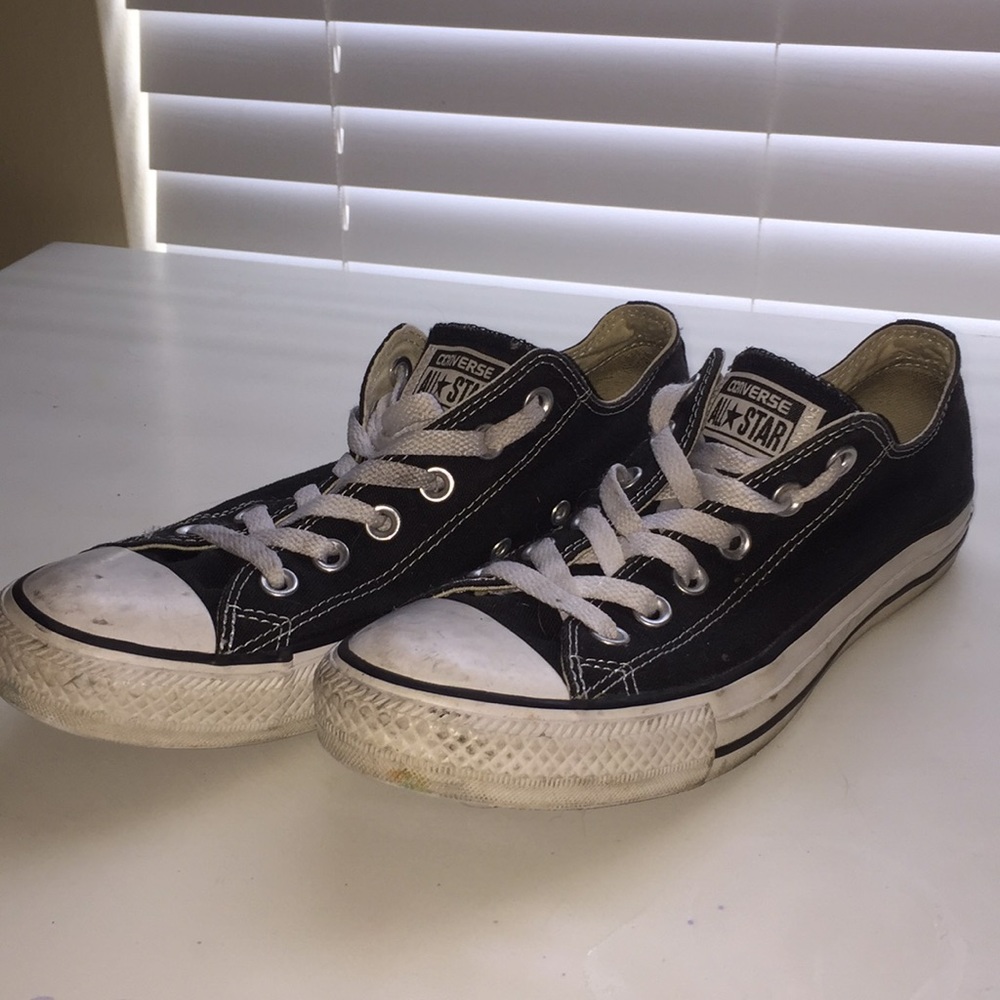 Black converse
